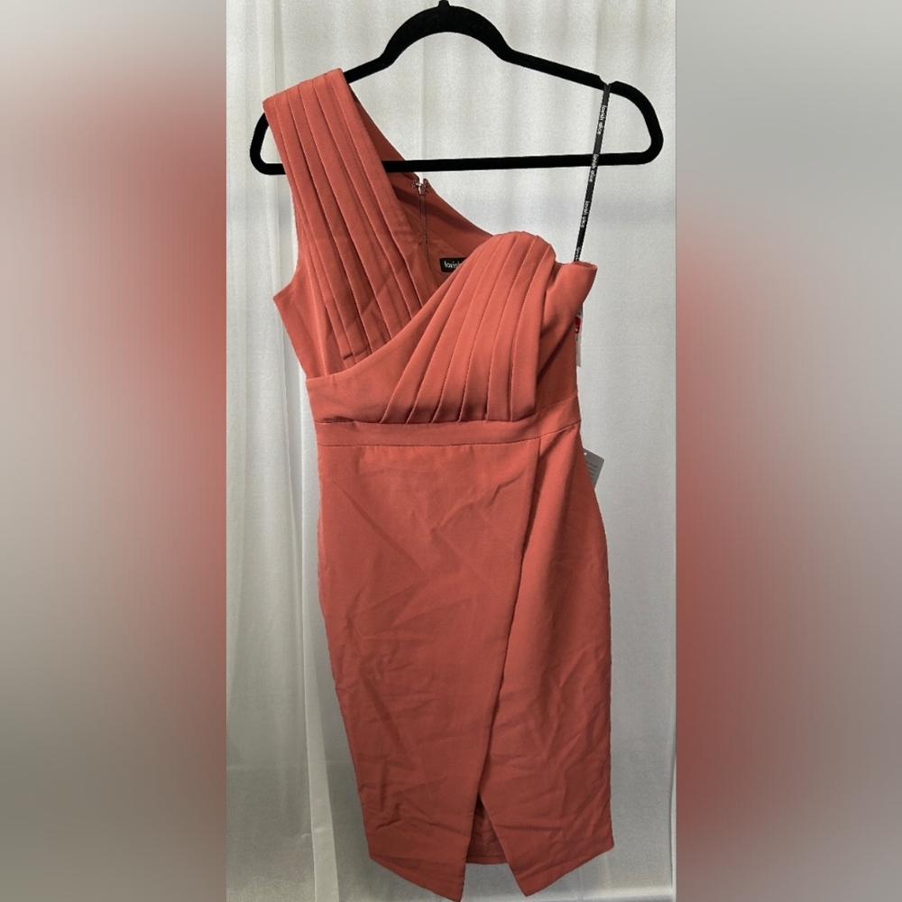 Lavish Alice One-Shoulder Pleat Bodice Cocktail Dress, Size 6 - Coral